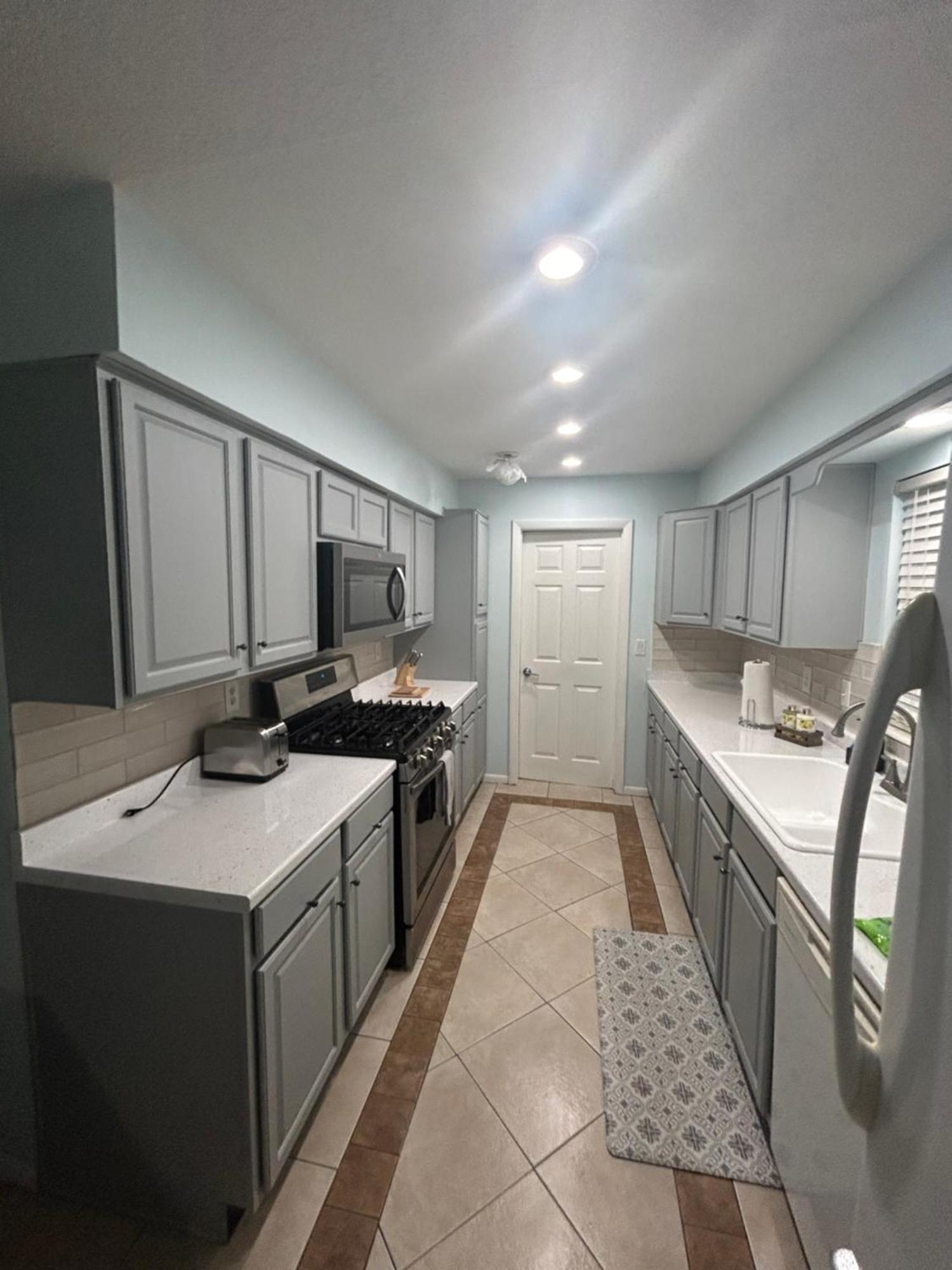 Pool House Oasis Villa Тайтъсвил Екстериор снимка